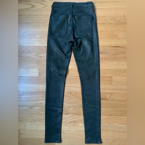 Citizens of Humanity Rocket High Rise Skinny Coated Camo Jeans size 25 - Picture 10 of 14